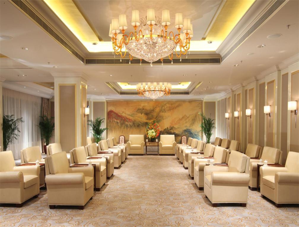 Shangri-La Dalian Exteriör bild